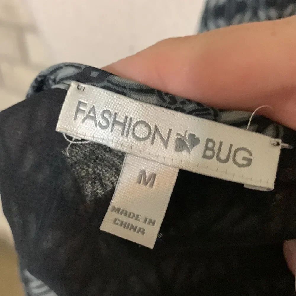 3for$20 blouse medium - Picture 3 of 3